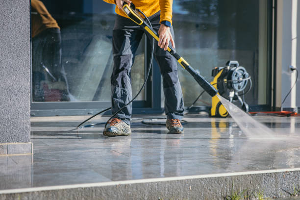 Best Deck Pressure Washing  in Ortonville, MI