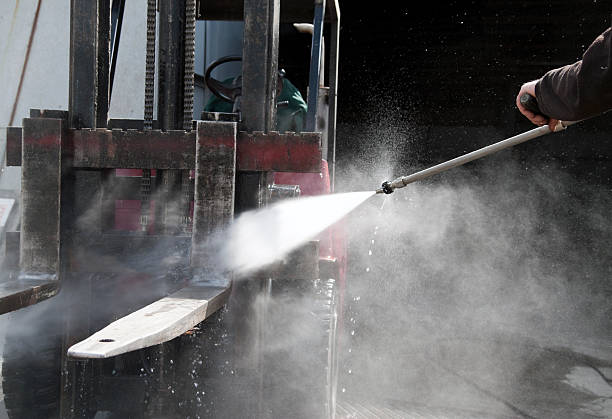 Pressure Washing Services for Businesses in Ortonville, MI